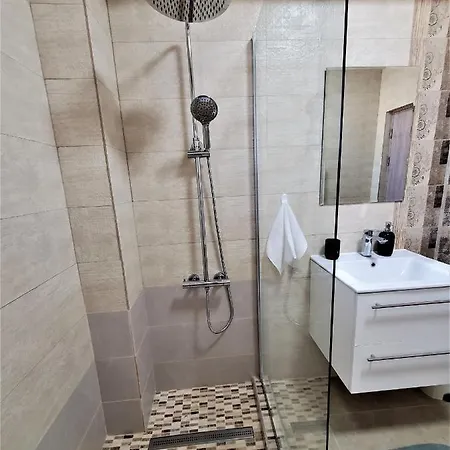 Kenza Apartel-one / Mamaia Nord Appartement