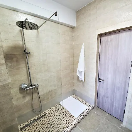 Kenza Apartel-one / Mamaia Nord Appartement *